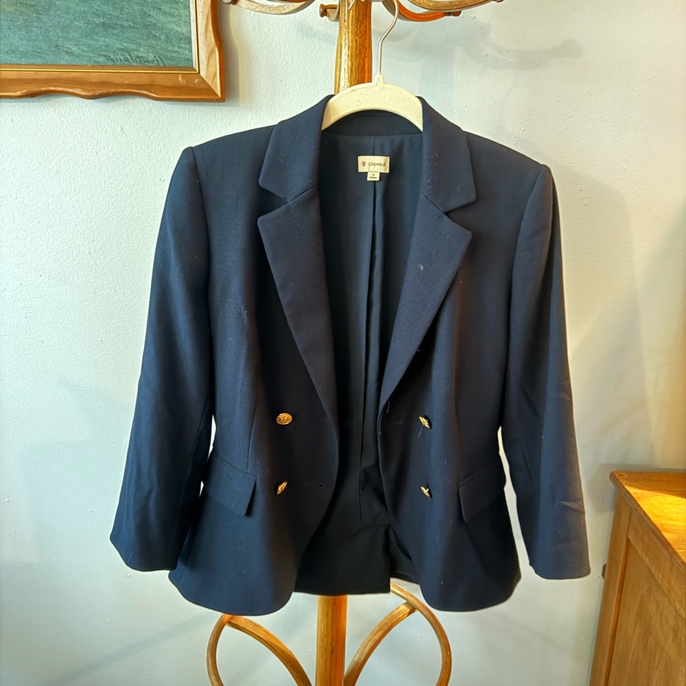 Daniel Cremieux Classic Navy Blazer with Gold Accents